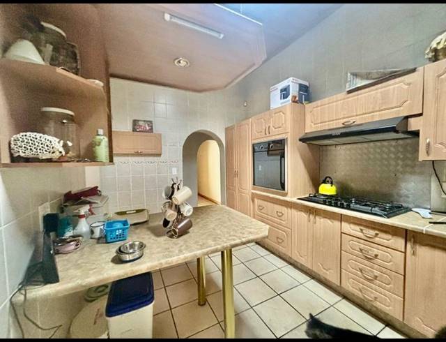 4 BEDROOM HOUSE FOR SALE IN VANDERBIJLPARK SE 2